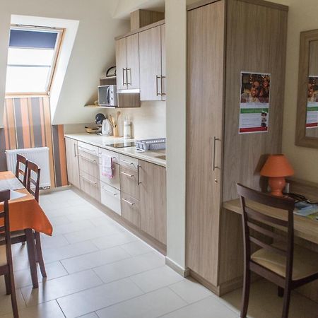 Sárvár Azur Haz Gyoengyvirag Apartman מראה חיצוני תמונה